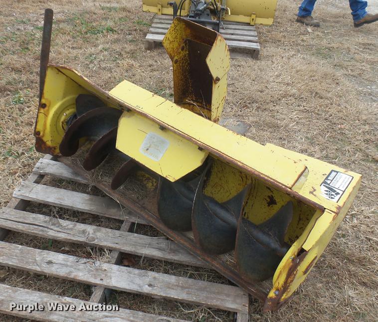 image for item DX9849 John Deere snow blower