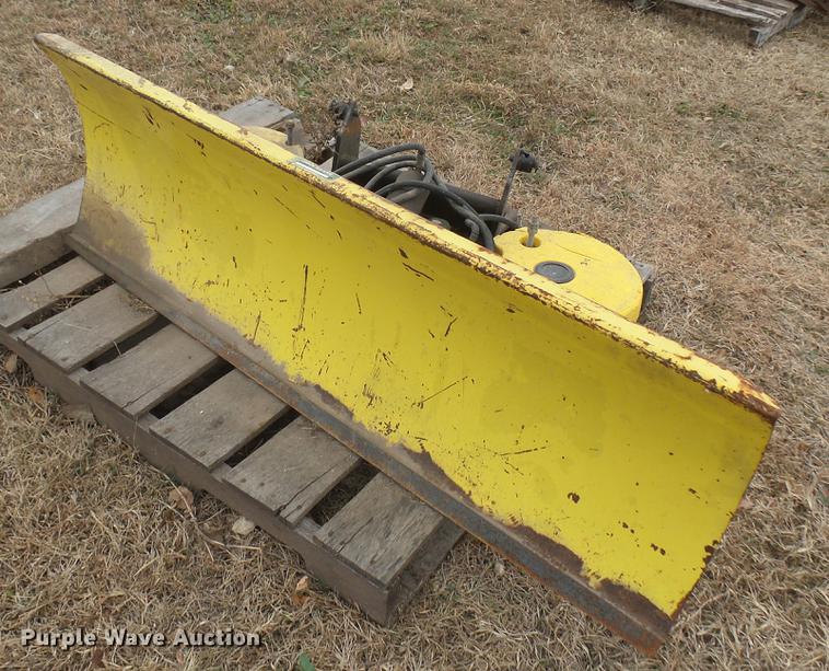 image for item DX9850 John Deere snow blade