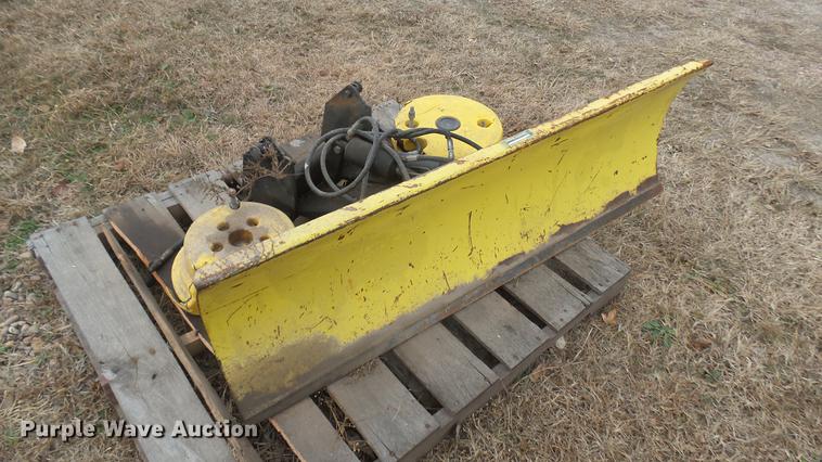 image for item DX9850 John Deere snow blade