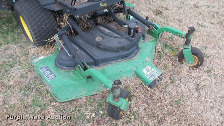 image for item DX9851 John Deere 1600 lawn mower