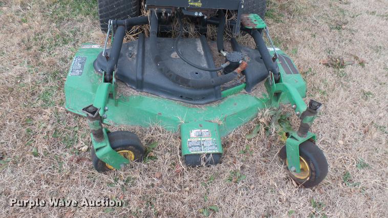 image for item DX9851 John Deere 1600 lawn mower