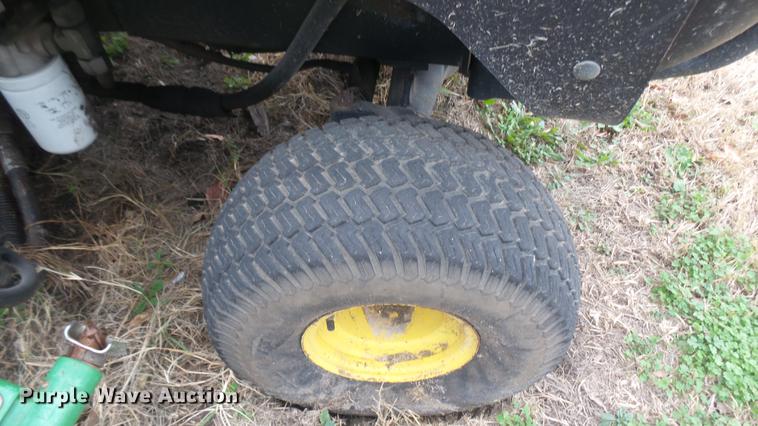 image for item DX9851 John Deere 1600 lawn mower