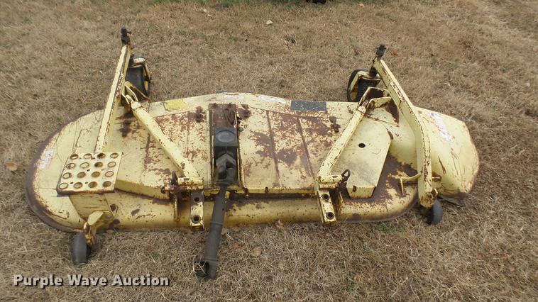 image for item DX9852 John Deere mower deck