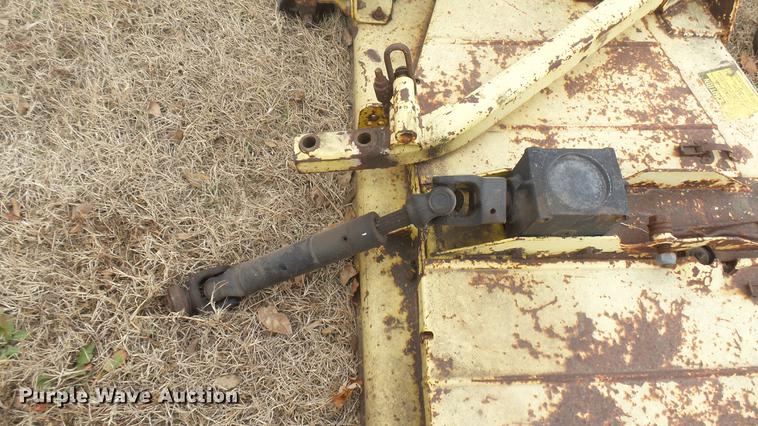 image for item DX9852 John Deere mower deck