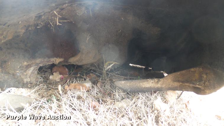 image for item DX9852 John Deere mower deck