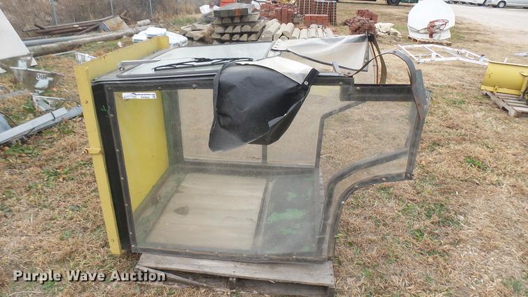 image for item DX9854 Lawn mower cab