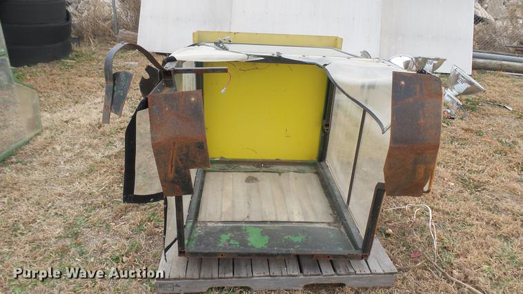 image for item DX9854 Lawn mower cab
