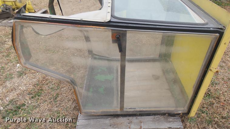 image for item DX9854 Lawn mower cab