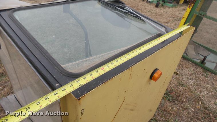 image for item DX9854 Lawn mower cab