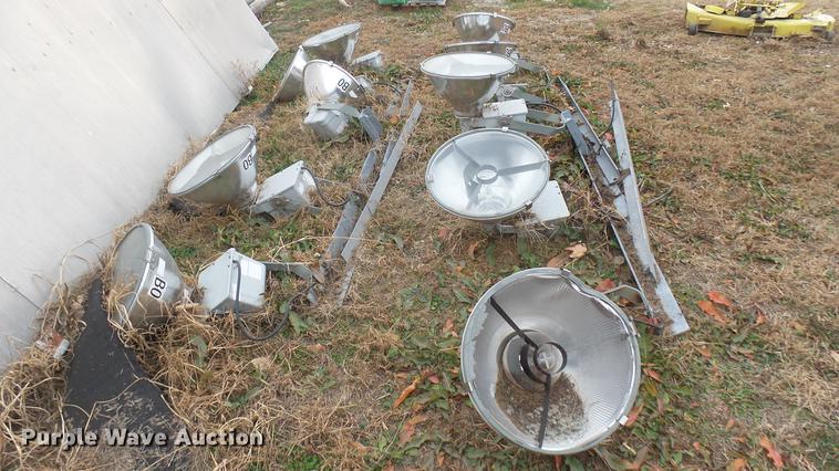 image for item DX9856 Stadium lights