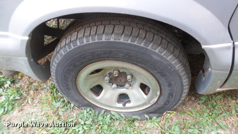 image for item DX9859 2000 Chevrolet Astro van