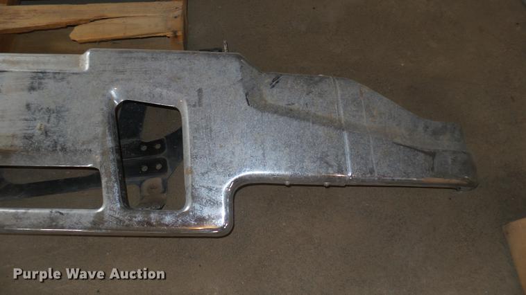 image for item DX9862 Stainless steel bumper