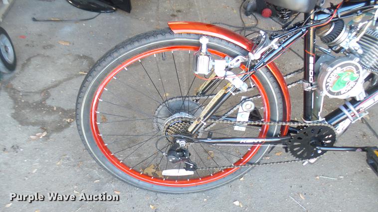 image for item DX9942 Kent Bayside bicycle