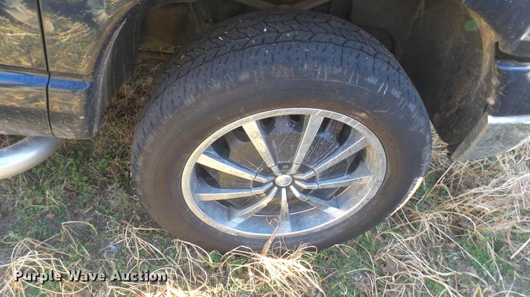 image for item DX9944 2003 Dodge Ram 1500 Quad Cab pickup truck