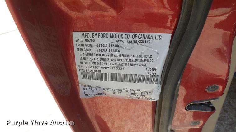 image for item DX9949 2000 Ford Crown Victoria Police Interceptor