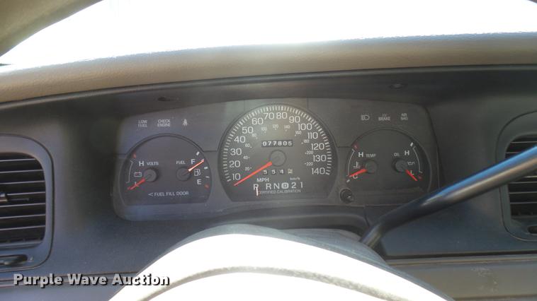 image for item DX9949 2000 Ford Crown Victoria Police Interceptor