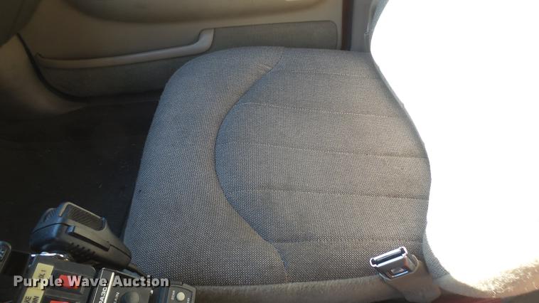 image for item DX9949 2000 Ford Crown Victoria Police Interceptor