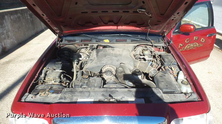 image for item DX9949 2000 Ford Crown Victoria Police Interceptor