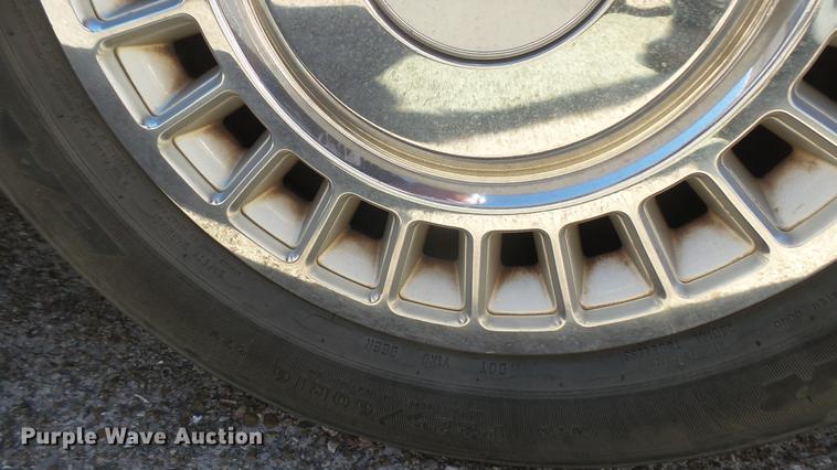 image for item DX9949 2000 Ford Crown Victoria Police Interceptor