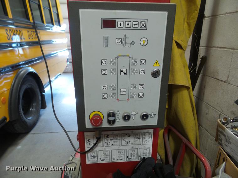 image for item DZ9124 Rotary MACH418 lift system