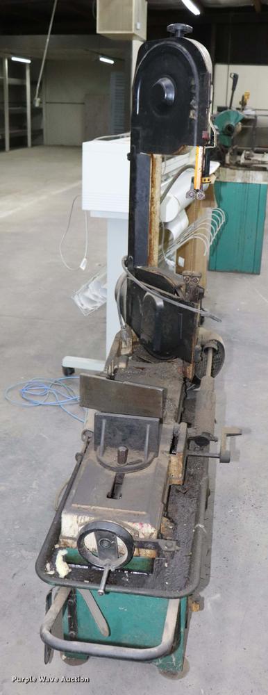 image for item EC9262 Grizzly bandsaw