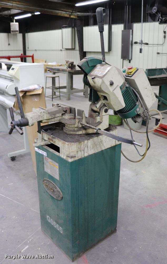 image for item EC9264 Grizzly Slow Speed cold cut saw