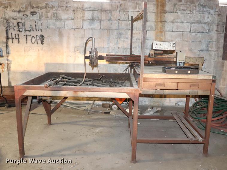 image for item EC9269 Plasma ARC cutting table
