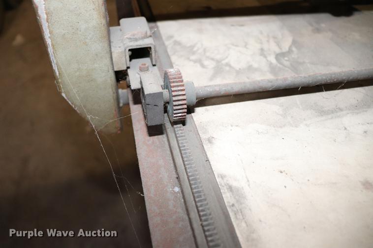 image for item EC9269 Plasma ARC cutting table