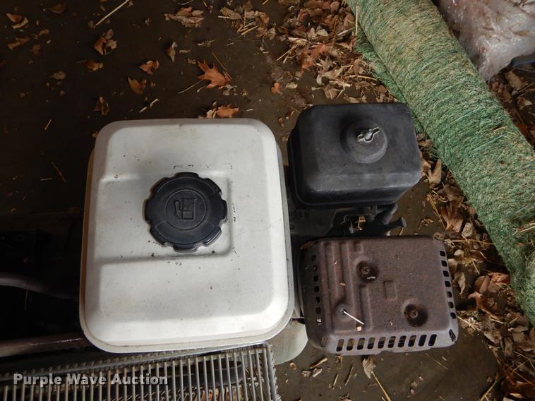 image for item EC9851 2001 Speedaire air compressor