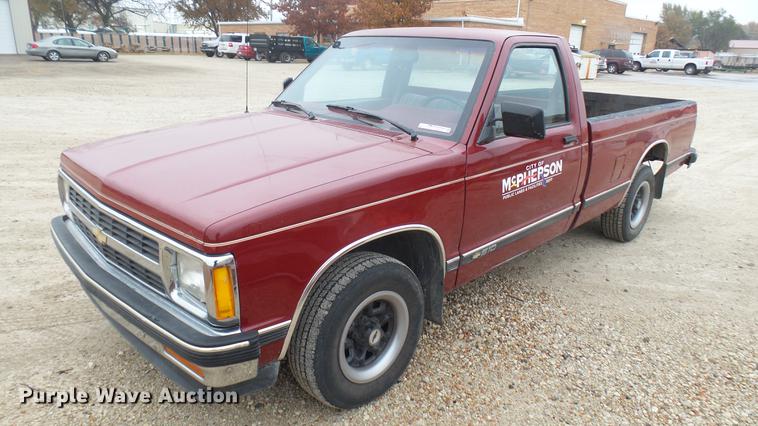 image for item ED9107 1991 Chevrolet S10 pickup truck