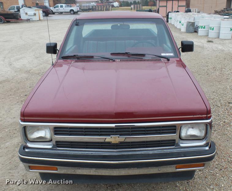 image for item ED9107 1991 Chevrolet S10 pickup truck
