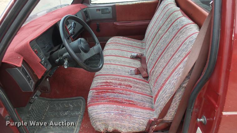 image for item ED9107 1991 Chevrolet S10 pickup truck
