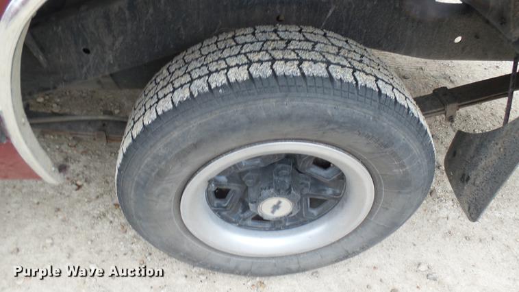 image for item ED9107 1991 Chevrolet S10 pickup truck