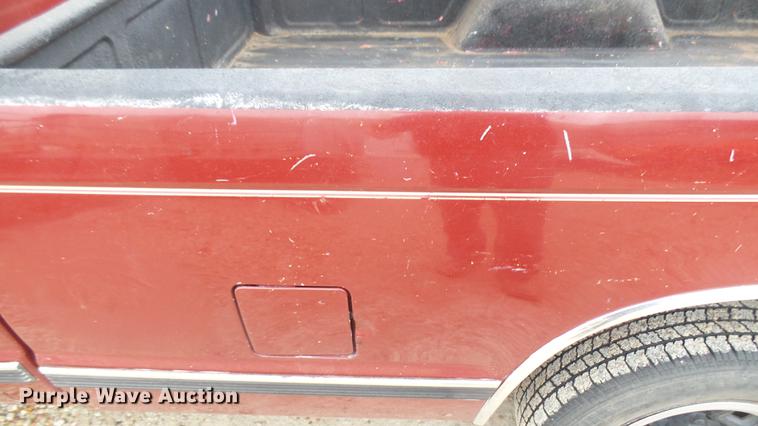 image for item ED9107 1991 Chevrolet S10 pickup truck