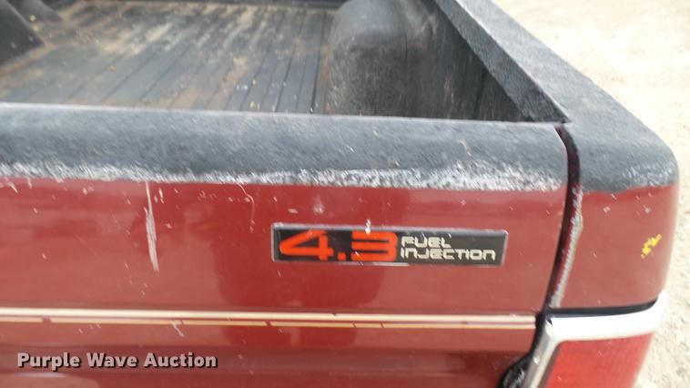 image for item ED9107 1991 Chevrolet S10 pickup truck