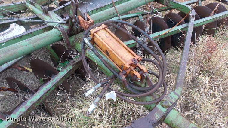 image for item ED9115 John Deere disk