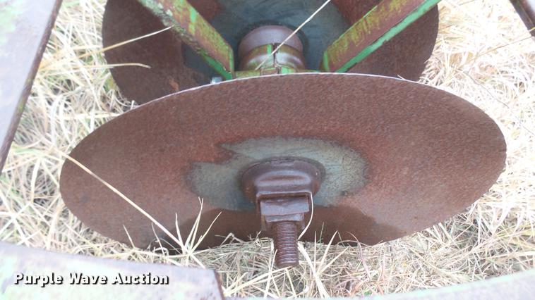 image for item ED9115 John Deere disk