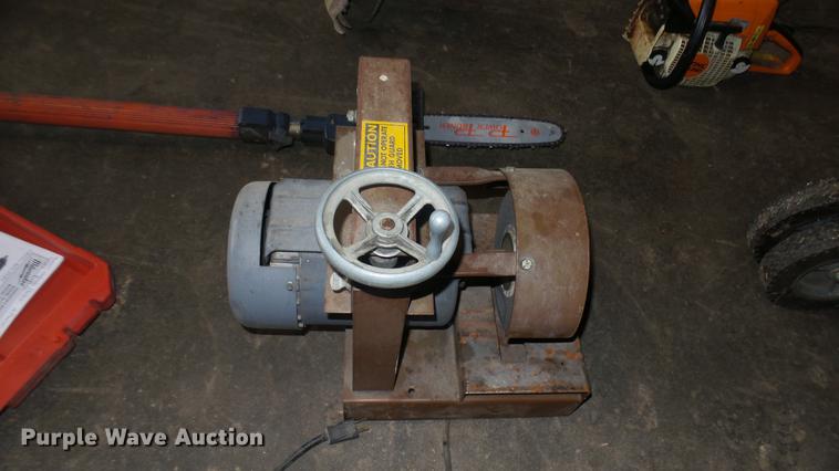 image for item ED9136 Lawn and garden equipment