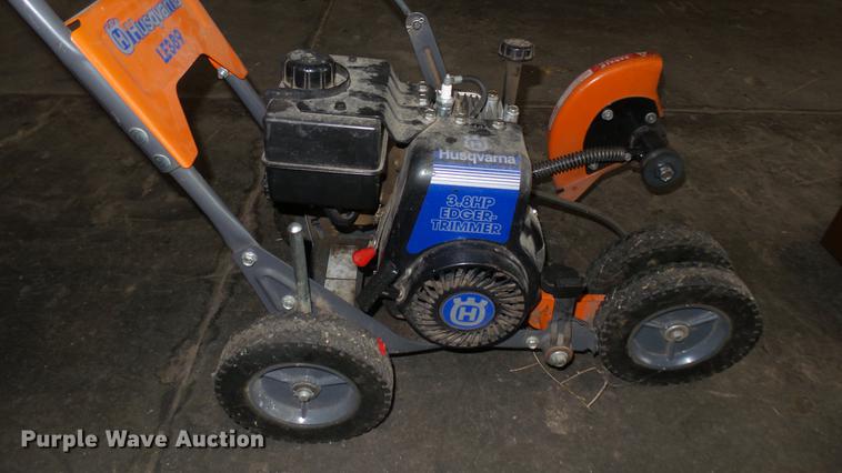 image for item ED9136 Lawn and garden equipment