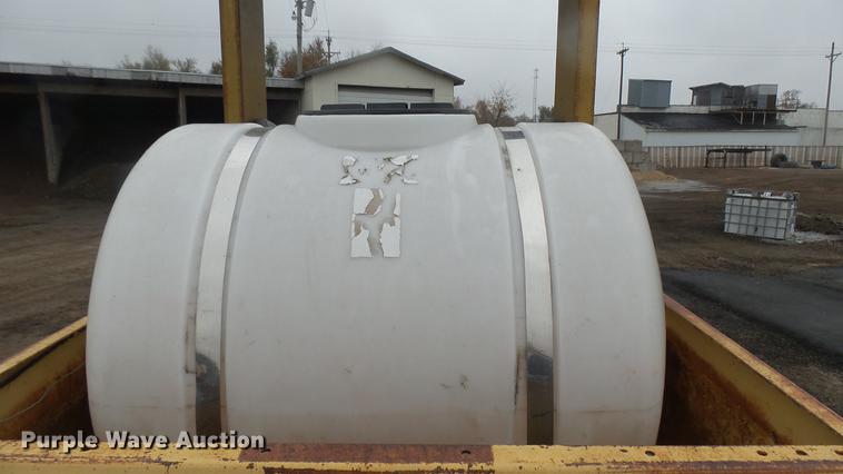 image for item ED9143 Hyster pneumatic roller