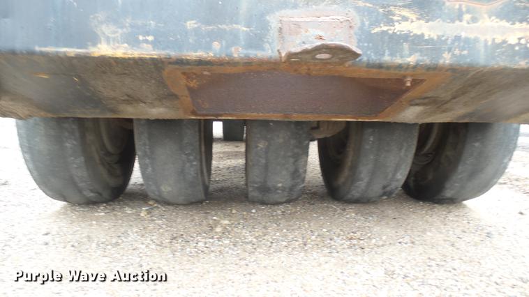 image for item ED9143 Hyster pneumatic roller