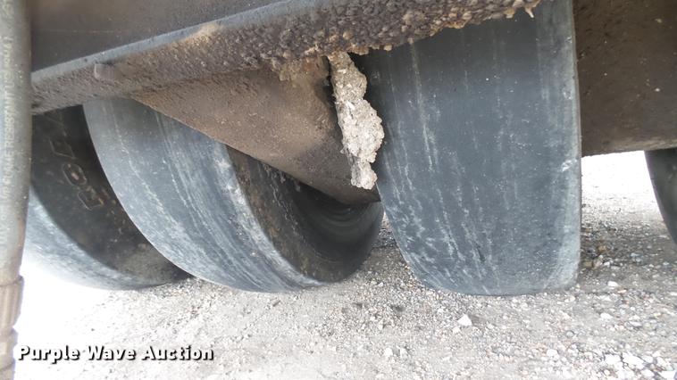 image for item ED9143 Hyster pneumatic roller