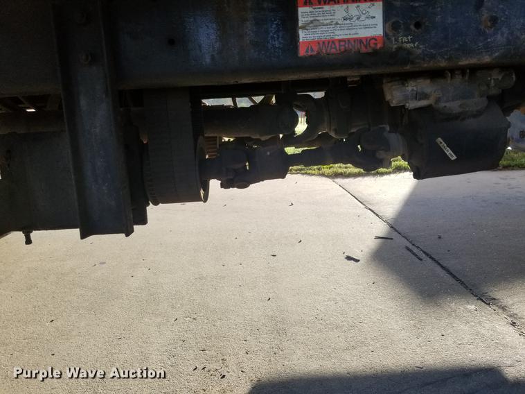 image for item EE9263 1996 Ford LNT8000 vacuum truck