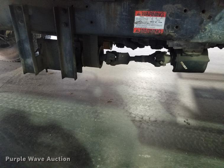 image for item EE9263 1996 Ford LNT8000 vacuum truck