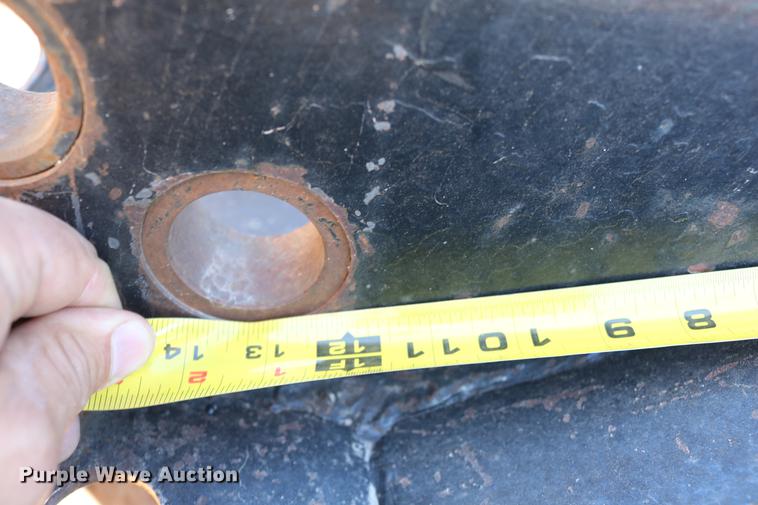 image for item EE9924 36"W bucket