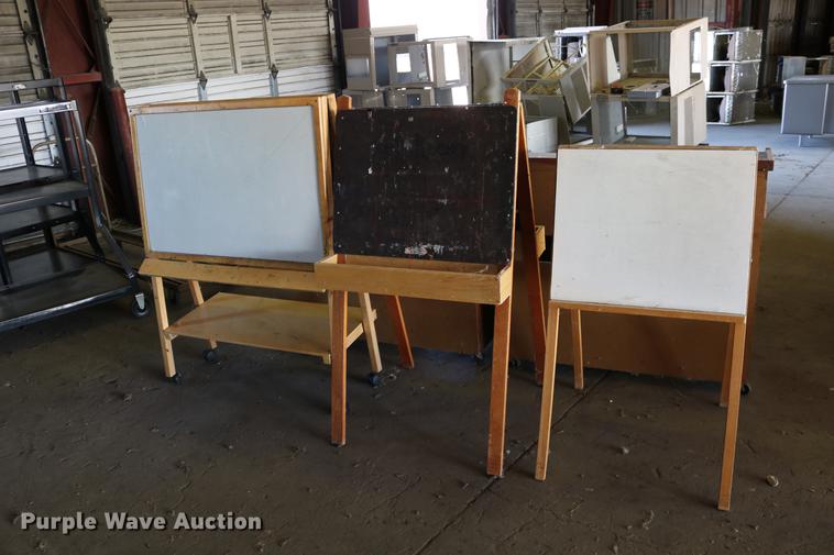 image for item EE9927 Furniture