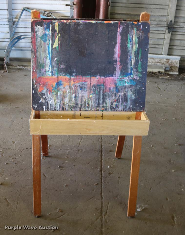 image for item EE9927 Furniture