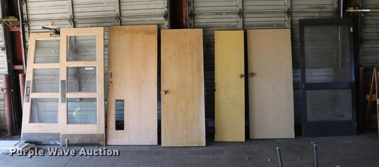 image for item EE9928 Building materials