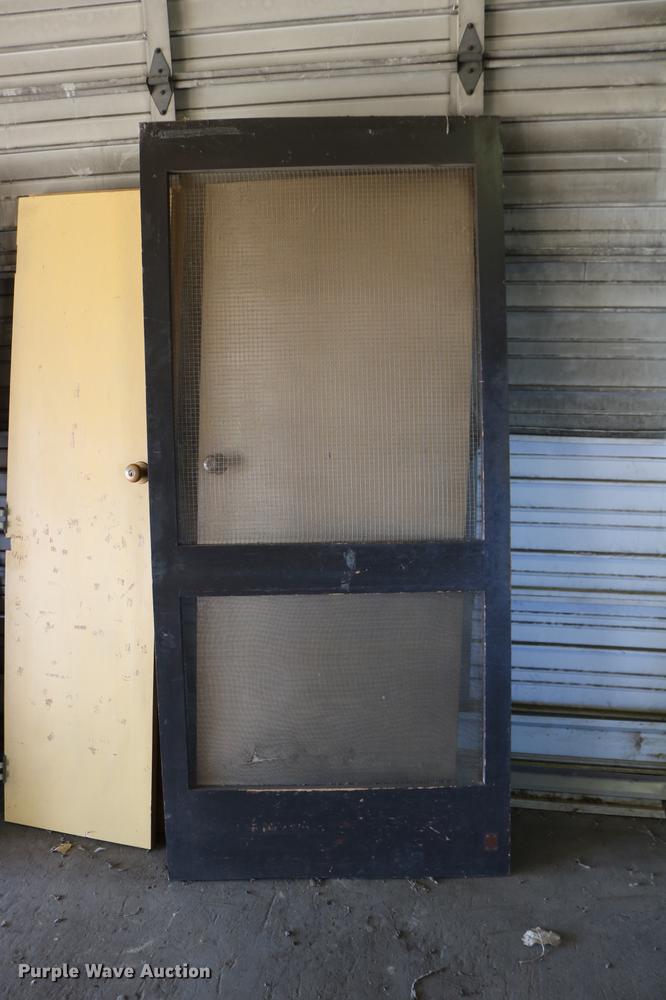 image for item EE9928 Building materials