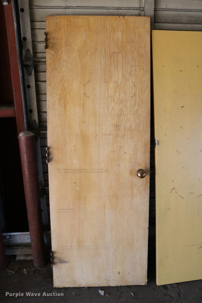 image for item EE9928 Building materials